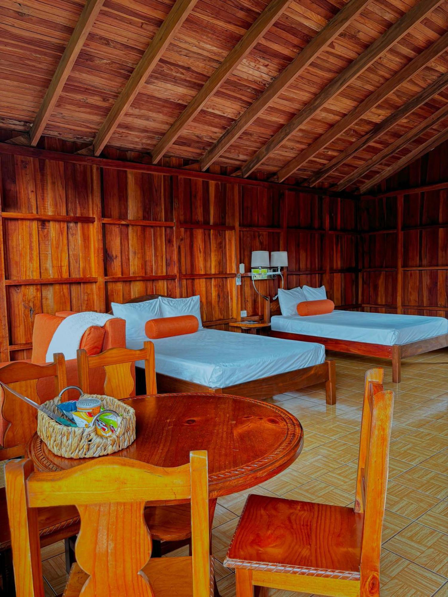 Arenal Roca Lodge & Bungalows La Fortuna المظهر الخارجي الصورة