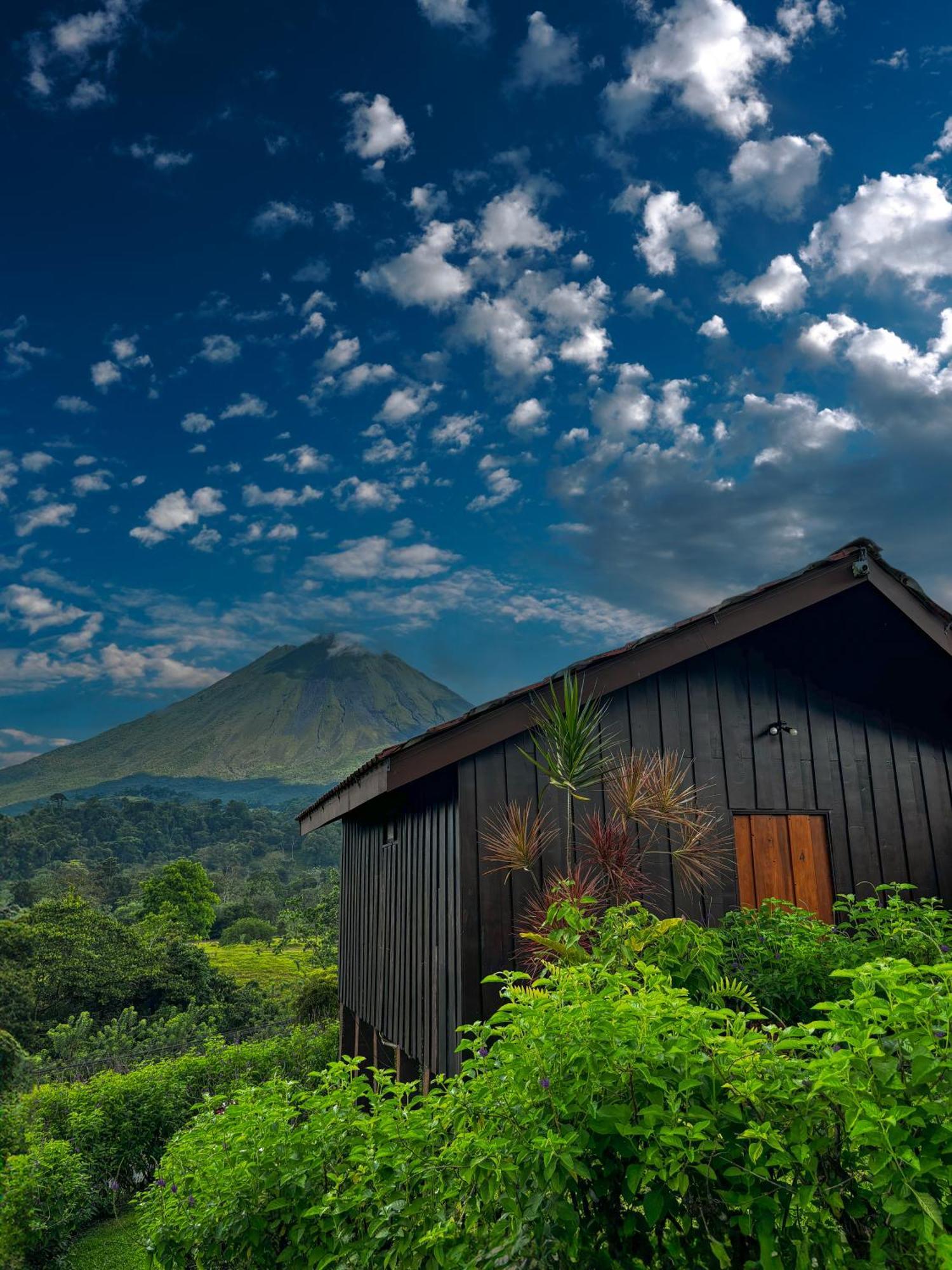 Arenal Roca Lodge & Bungalows La Fortuna المظهر الخارجي الصورة