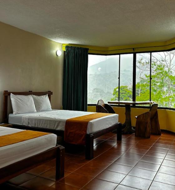 Arenal Roca Lodge & Bungalows La Fortuna المظهر الخارجي الصورة