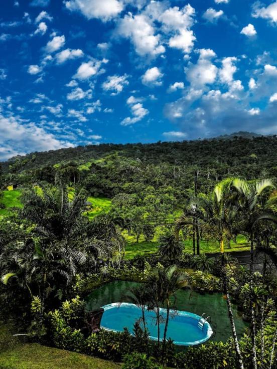 Arenal Roca Lodge & Bungalows La Fortuna المظهر الخارجي الصورة