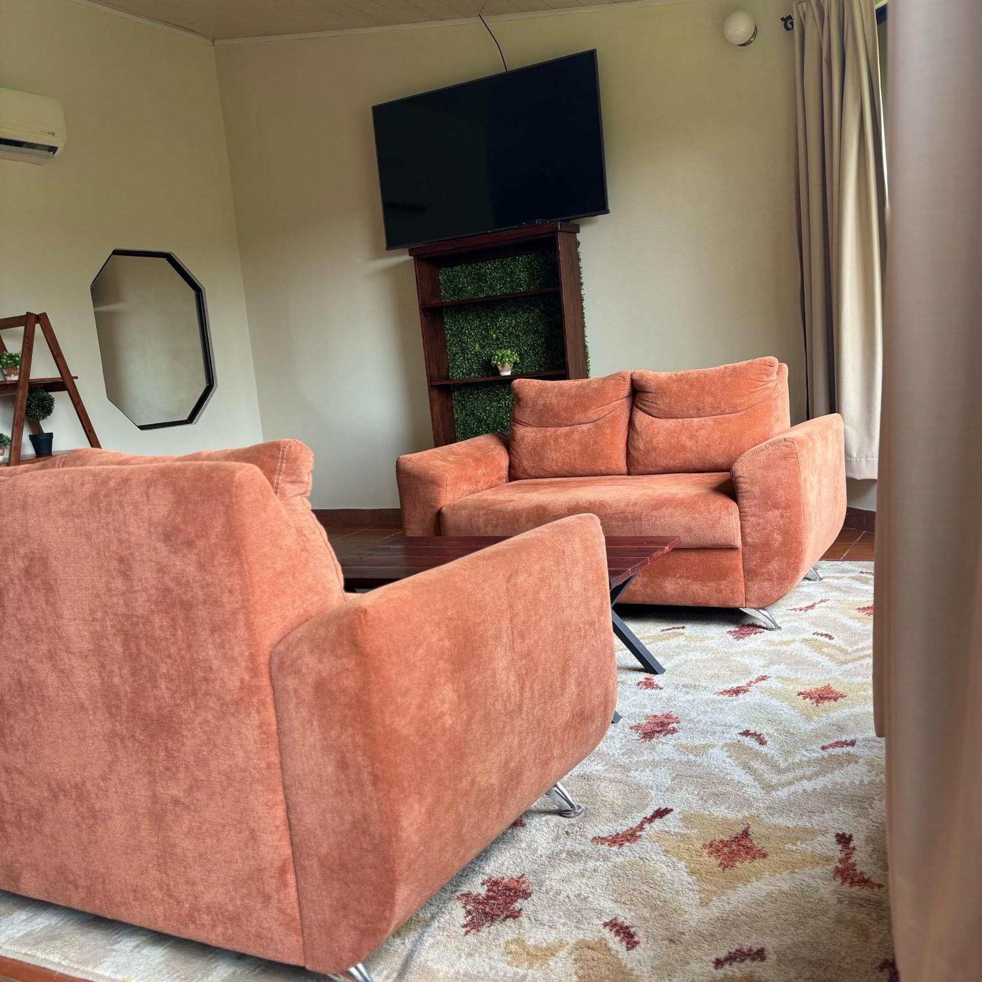 Arenal Roca Lodge & Bungalows La Fortuna المظهر الخارجي الصورة